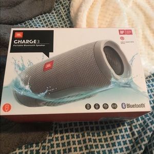 JBL CHARGE 3 BLUETOOTH SPEAKER